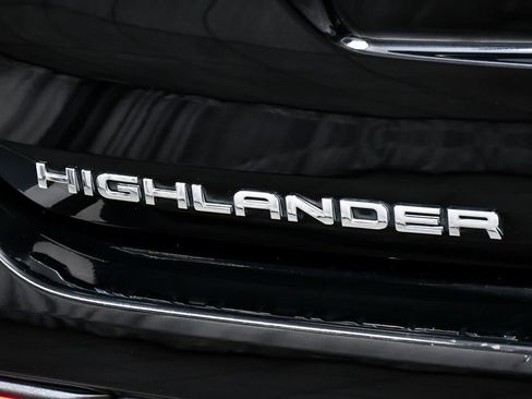 Used 2020 Toyota Highlander L AWD/4WD image 82
