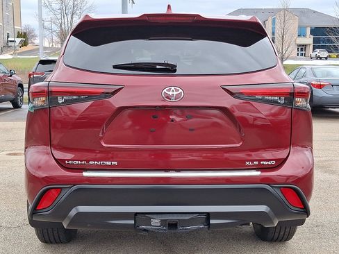 New 2026 Toyota Highlander XLE image 5