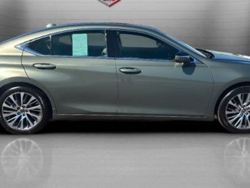Used 2020 Lexus ES 350 w/ Premium Package FWD image 4