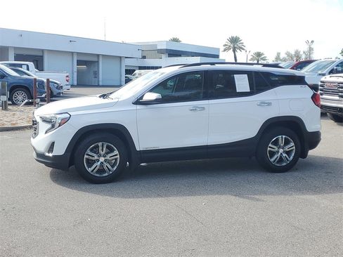 Used 2018 GMC Terrain SLE w/ Driver Convenience Package image 7
