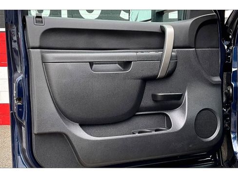 Used 2012 Chevrolet Silverado 2500 LT w/ Interior Plus Package image 18