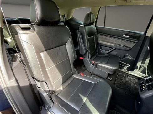 Used 2023 Volkswagen Atlas SE w/ Panoramic Sunroof Package FWD image 28