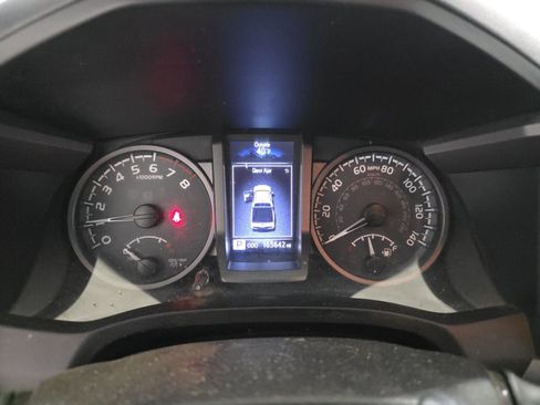 Used 2017 Toyota Tacoma TRD Off-Road w/ Premium & Technology Package image 10