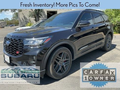 Used 2025 Ford Explorer ST AWD/4WD image 4