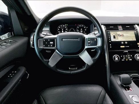 Used 2022 Land Rover Discovery S R-Dynamic image 7
