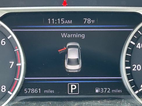 Used 2023 Nissan Sentra SV FWD image 23