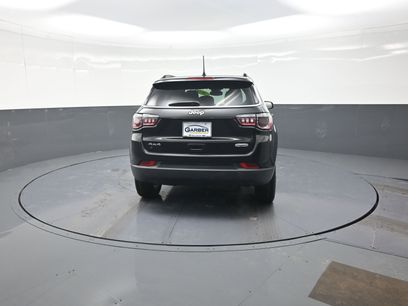 Used 2022 Jeep Compass Latitude w/ Convenience Group