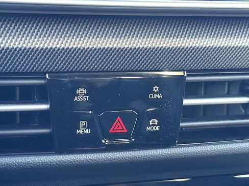 New 2026 Volkswagen GTI SE FWD image 19