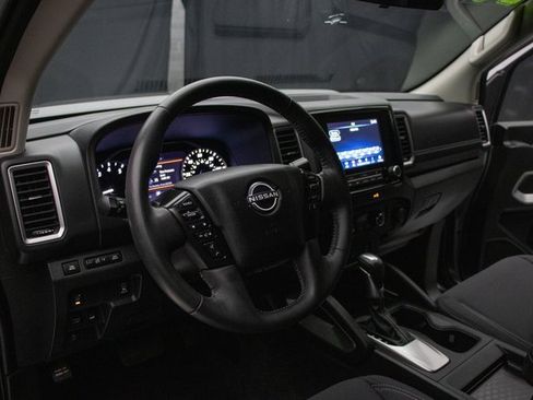 Used 2023 Nissan Frontier SV w/ SV Convenience Package image 26