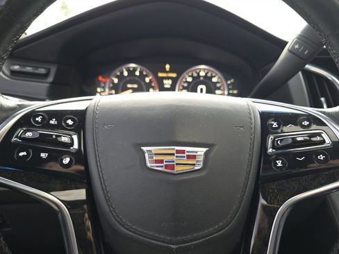 Used 2015 Cadillac Escalade ESV Platinum AWD/4WD image 25