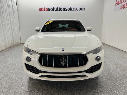 Used 2019 Maserati Levante S image 2