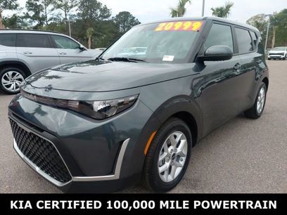 Used 2025 Kia Soul LX