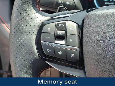 Used 2025 Ford Explorer ST AWD/4WD image 7