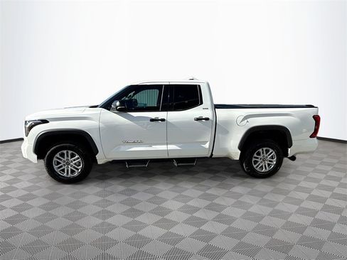 Used 2022 Toyota Tundra SR5 image 9