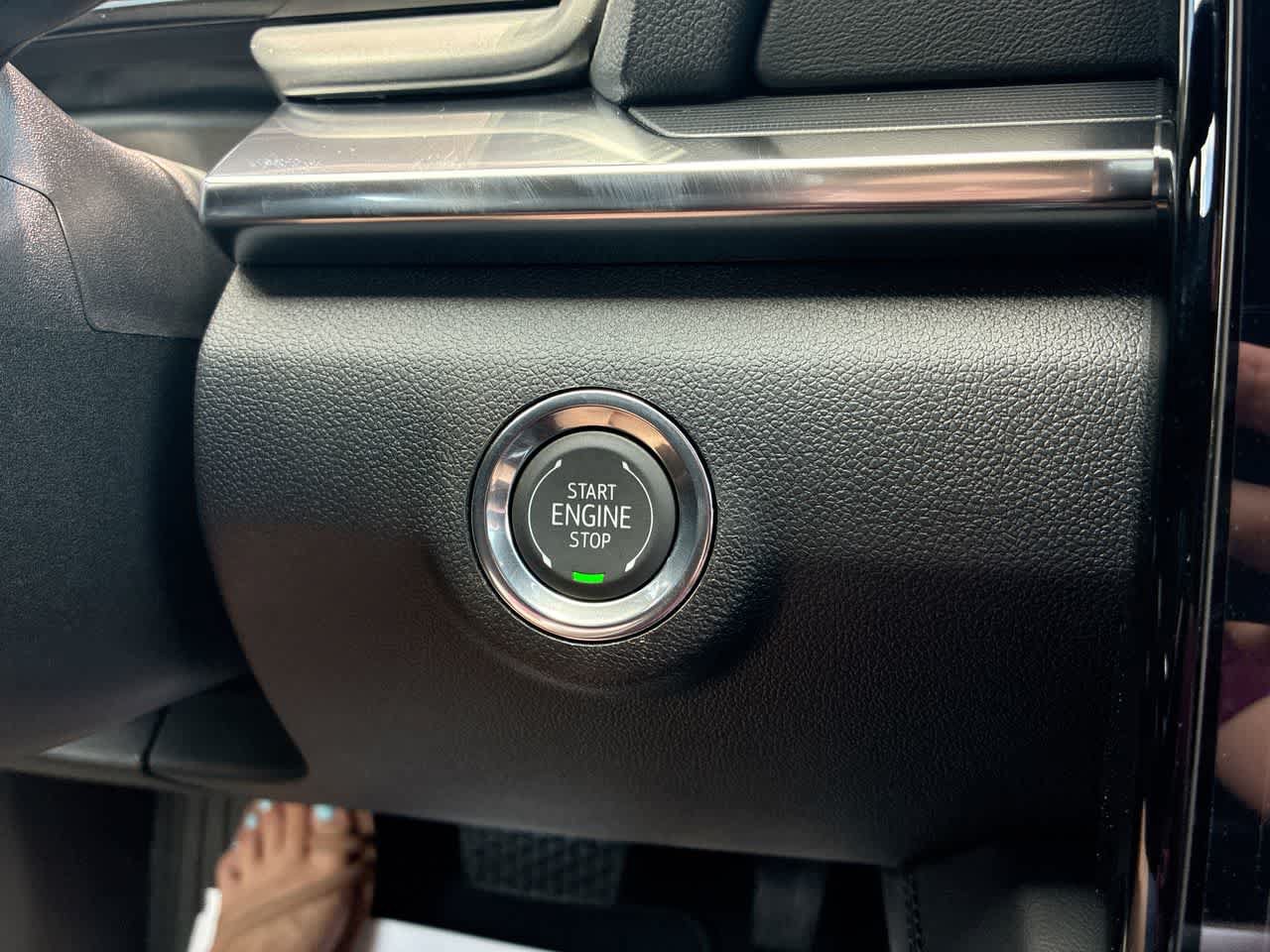 New 2026 GMC Terrain Elevation w/ Elevation Premium Package FWD image 17