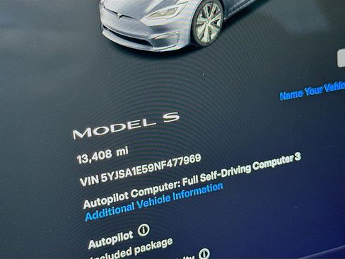 Used 2022 Tesla Model S image 7