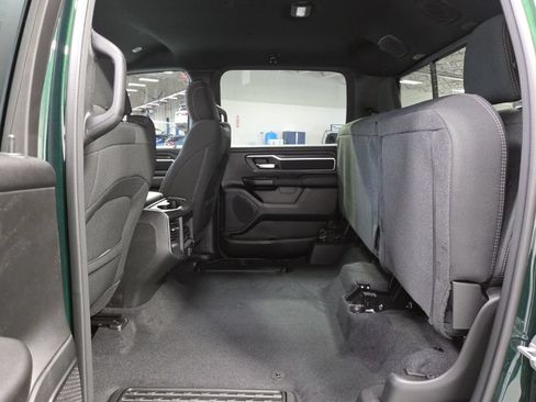 New 2026 RAM 1500 Big Horn AWD/4WD image 34