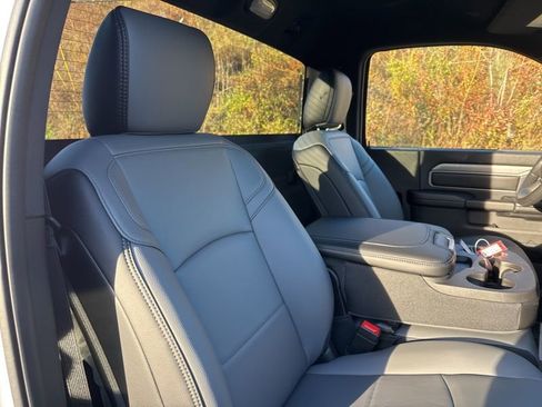 New 2026 RAM 3500 Tradesman AWD/4WD image 11