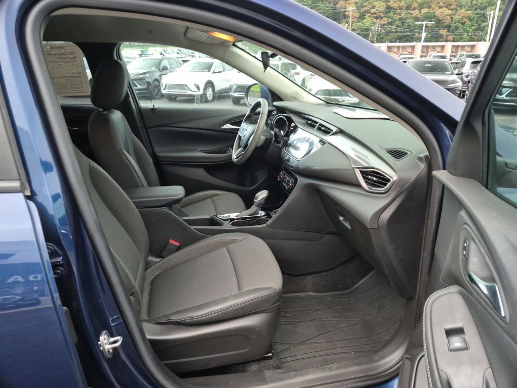 Used 2023 Buick Encore GX Select w/ Safety Package II AWD/4WD image 35
