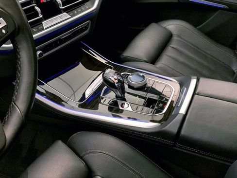 Used 2021 BMW X5 xDrive40i w/ Executive Package image 22