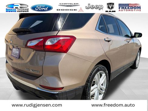 Used 2018 Chevrolet Equinox Premier AWD/4WD image 5