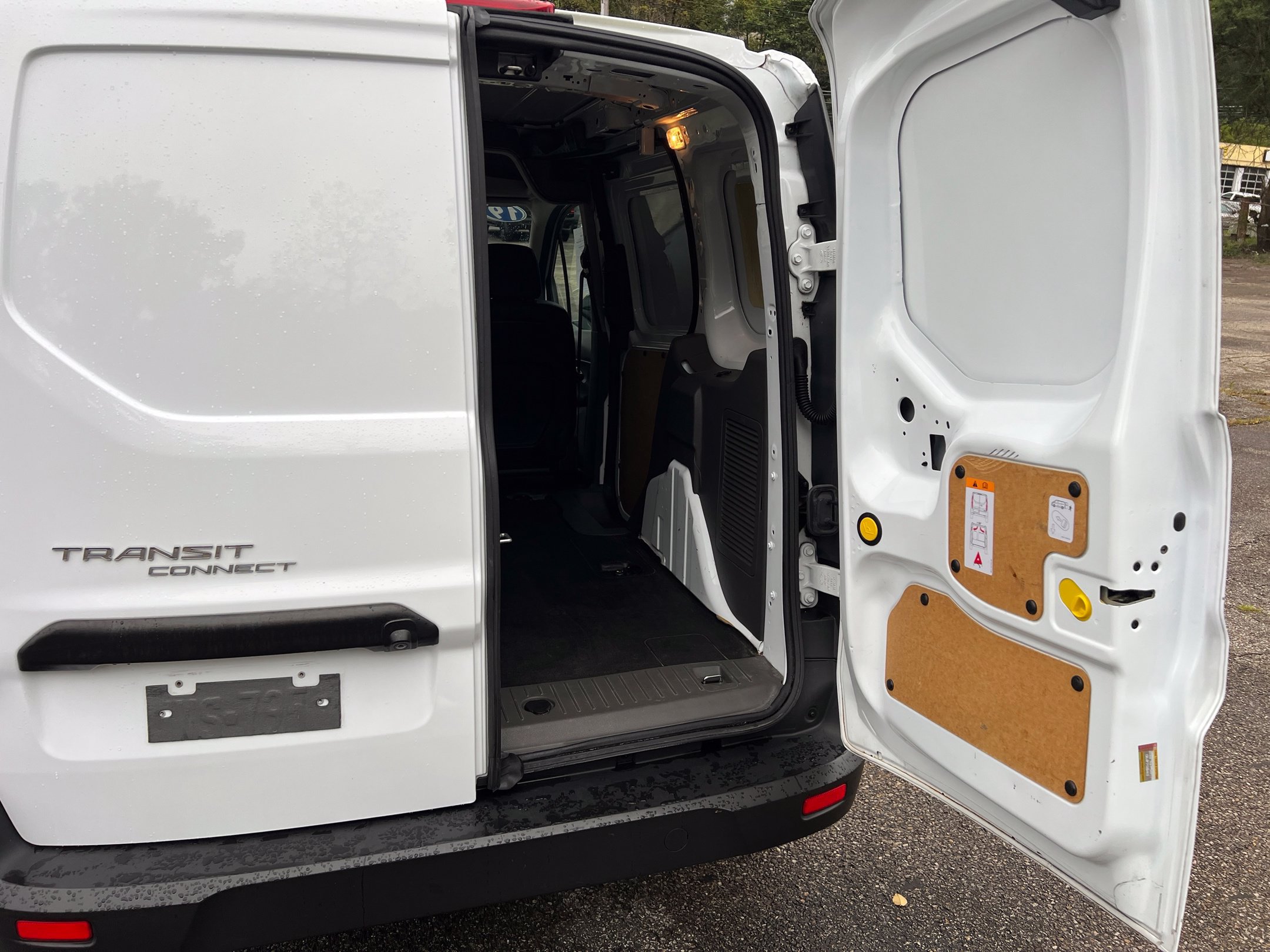 Used 2019 Ford Transit Connect XL FWD image 28