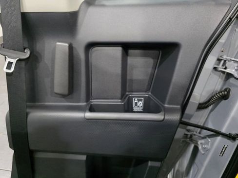 Used 2014 Toyota FJ Cruiser 4WD w/ Convenience Package image 12