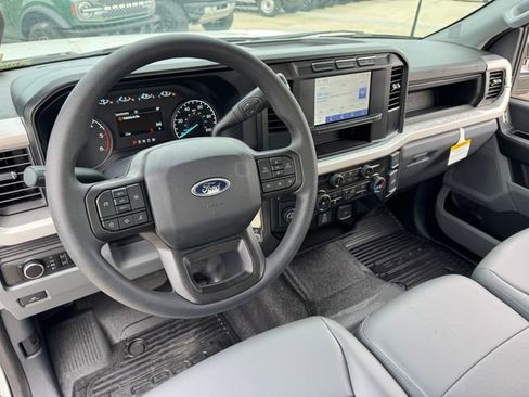 Used 2024 Ford F350 XL RWD image 9