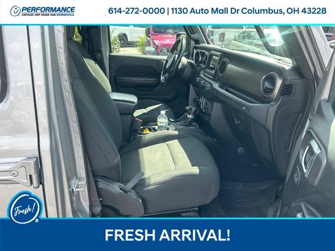 Used 2019 Jeep Wrangler Unlimited Sport S AWD/4WD image 16