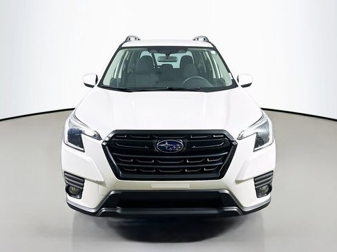 Used 2023 Subaru Forester Premium AWD/4WD image 2