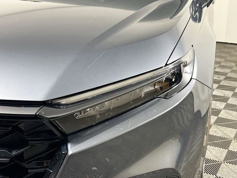 Used 2023 Honda CR-V Sport image 11
