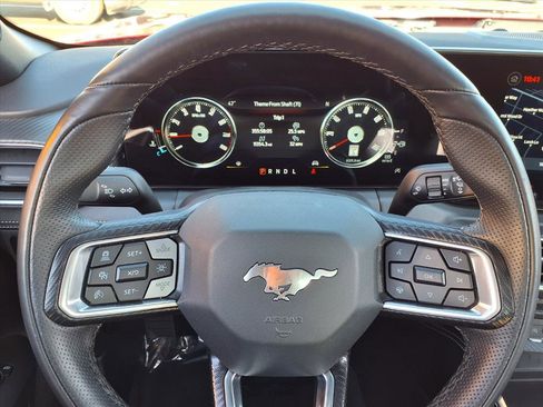 Used 2025 Ford Mustang Premium image 10