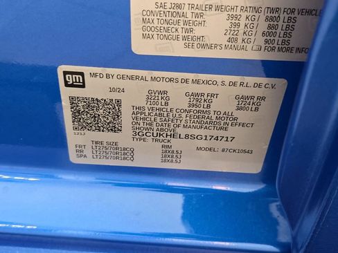 Used 2025 Chevrolet Silverado 1500 ZR2 w/ Technology Package image 34