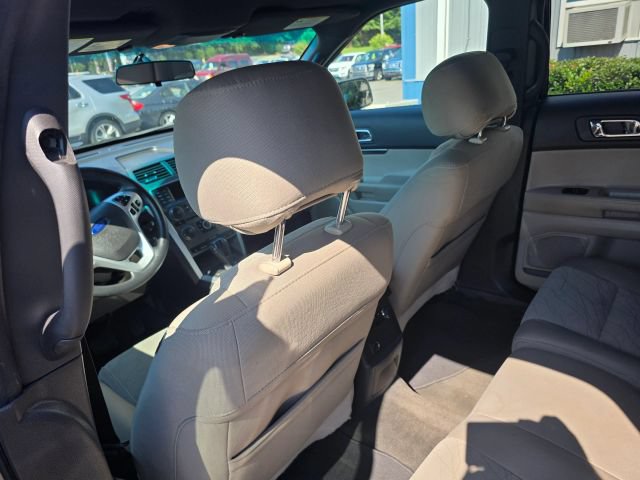 Used 2012 Ford Explorer FWD image 18