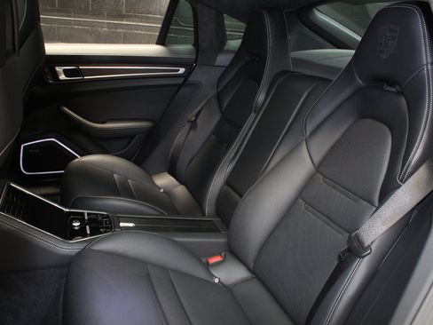 Used 2022 Porsche Panamera GTS AWD/4WD image 48