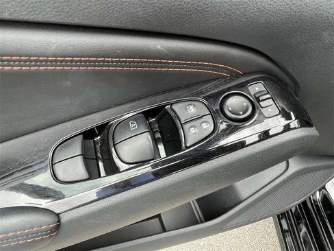 Used 2023 Nissan Altima 2.5 SR image 16