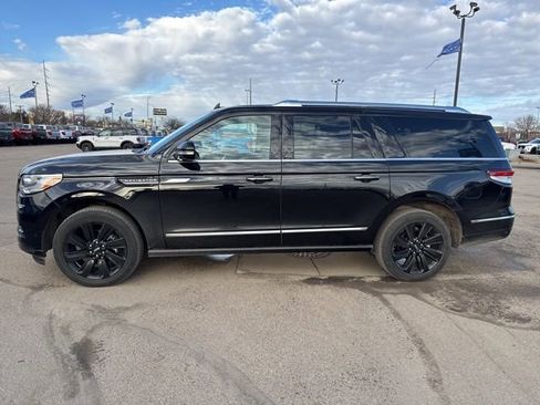 Used 2023 Lincoln Navigator L Reserve image 7