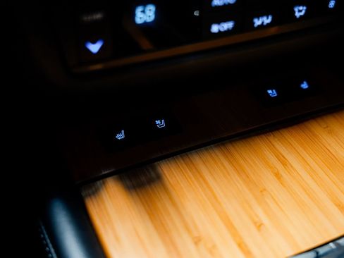 Used 2013 Lexus GS 450h w/ Luxury Pkg RWD image 15
