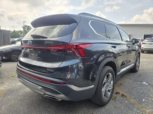 Used 2022 Hyundai Santa Fe SEL w/ Convenience Package FWD image 2
