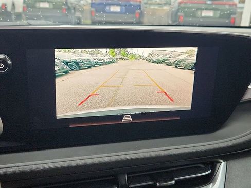 Certified 2024 Buick Envista Preferred w/ Convenience II Package FWD image 17