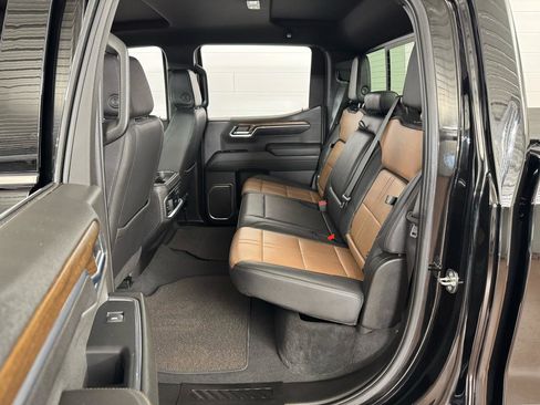 Used 2024 Chevrolet Silverado 1500 High Country image 34