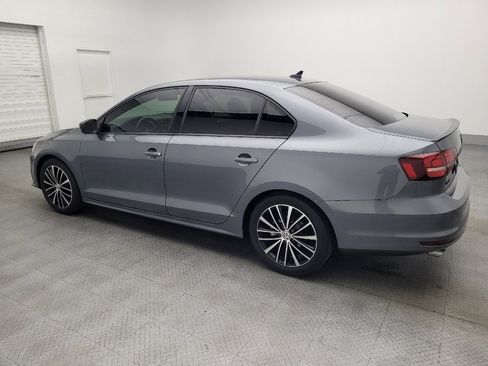 Used 2016 Volkswagen Jetta Sport FWD image 3