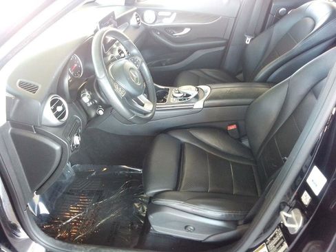 Used 2016 Mercedes-Benz GLC 300 w/ Multimedia Package image 17