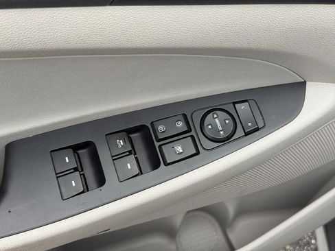 Used 2020 Hyundai Tucson Sport w/ Cargo Package FWD image 17