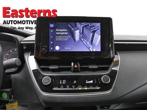 Used 2023 Toyota Corolla LE FWD image 12