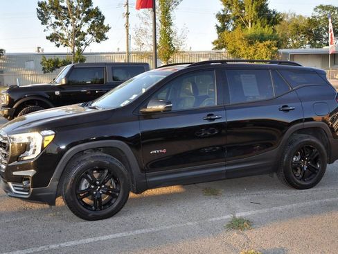 Used 2022 GMC Terrain AT4 w/ Tech Package image 2