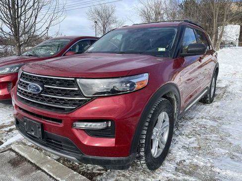 Used 2021 Ford Explorer XLT w/ Equipment Group 202A image 10