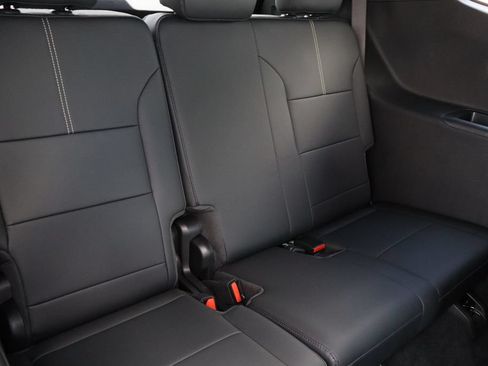Certified 2024 GMC Acadia Elevation w/ Black Edition FWD image 28