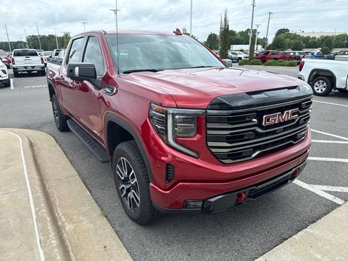 Used 2026 GMC Sierra 1500 AT4 w/ AT4 Premium Package AWD/4WD image 7