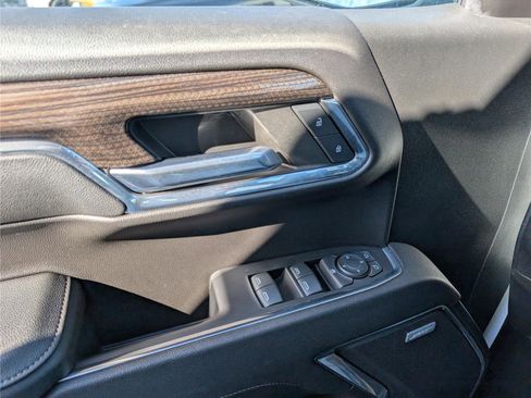 Used 2023 Chevrolet Silverado 1500 RST w/ Convenience Package II image 18